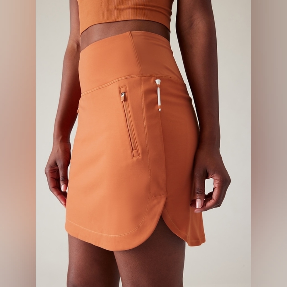 Athleta Fairway Golf Skort - Salmon color - Medium